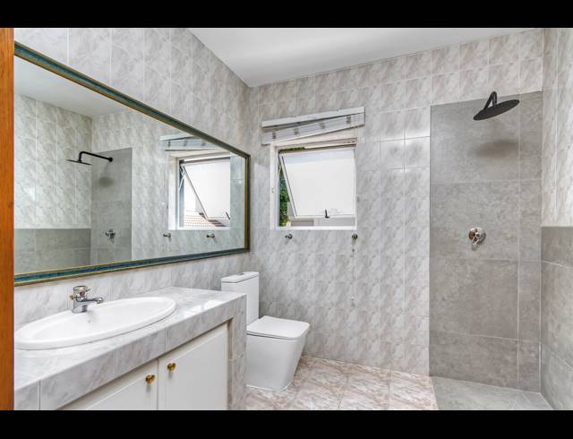 5 BEDROOM FREEHOLD FOR SALE IN MORNINGSIDE